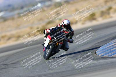 media/Jan-09-2022-SoCal Trackdays (Sun) [[2b1fec8404]]/Turn 11 (935am)/